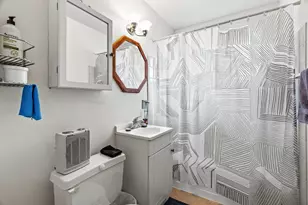 301 7th St, Pacific Grove, CA 93950 - Photo 21