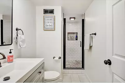 2323 Mastlands Dr, Oakland, CA 94611 - Photo 31