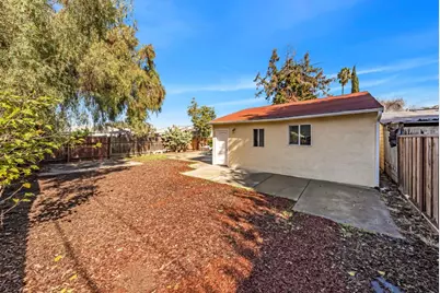 73 Alexander Ct, San Jose, CA 95116 - Photo 45