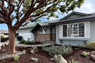 15 Del Rey Cir, Salinas, CA 93901 - Photo 1