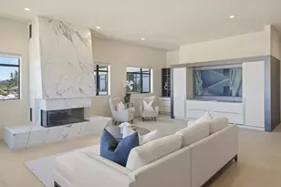 520 Lighthouse Ave 301, Pacific Grove, CA 93950 - Photo 11