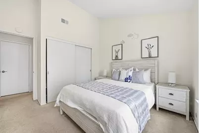 19124 Vineyard Ln, Saratoga, CA 95070 - Photo 19