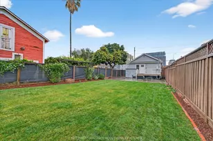 143 N Almaden Blvd, San Jose, CA 95110 - Photo 37