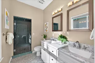 143 N Almaden Blvd, San Jose, CA 95110 - Photo 25