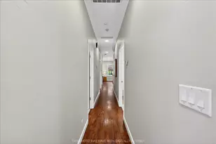 143 N Almaden Blvd, San Jose, CA 95110 - Photo 29