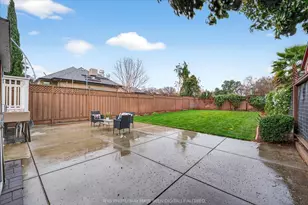 143 N Almaden Blvd, San Jose, CA 95110 - Photo 35