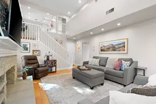 1933 Huxley Ct, San Jose, CA 95125 - Photo 15