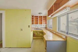 529 Wave St, Monterey, CA 93940 - Photo 25