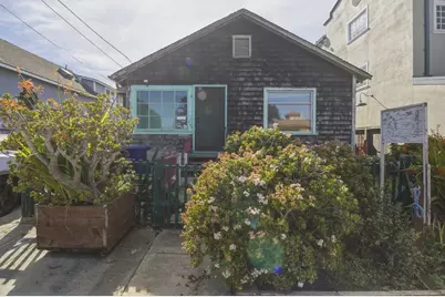 529 Wave St, Monterey, CA 93940 - Photo 17