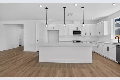 136 Golden Gate Ln, Vacaville, CA 95687 - Photo 3