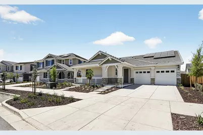 136 Golden Gate Ln, Vacaville, CA 95687 - Photo 17