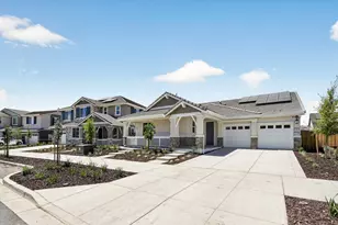 136 Golden Gate Ln, Vacaville, CA 95687 - Photo 17
