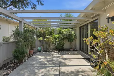 5449 Cribari Grn, San Jose, CA 95135 - Photo 21