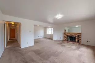 113 Seeno St, Monterey, CA 93940 - Photo 5