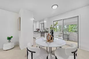 1369 Phelps Ave 9, San Jose, CA 95117 - Photo 7