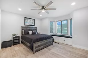 1220 S Ridgemark Dr, Hollister, CA 95023 - Photo 29