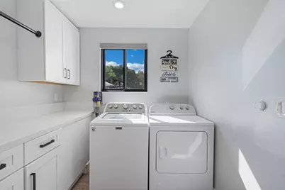 1220 S Ridgemark Dr, Hollister, CA 95023 - Photo 25