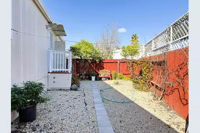595 Hermitage Dr 595, San Jose, CA 95131 - Photo 23