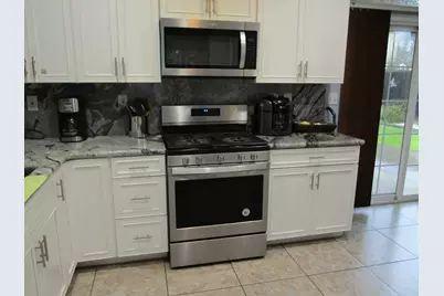 413 Hydrangea Ct, Merced, CA 95341 - Photo 3