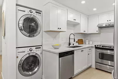 1040 Chula Vista Ter, Sunnyvale, CA 94086 - Photo 9