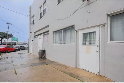 13 E Lake St, Salinas, CA 93901 - Photo 3