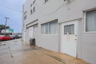 13 E Lake St, Salinas, CA 93901 - Photo 3