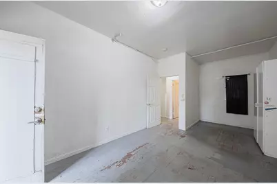 13 E Lake St, Salinas, CA 93901 - Photo 13