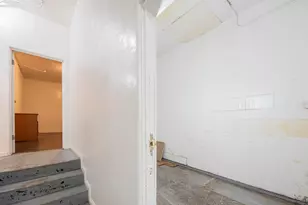 13 E Lake St, Salinas, CA 93901 - Photo 9