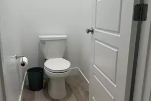 2732 E Teaberry Dr, Fresno, CA 93730 - Photo 35