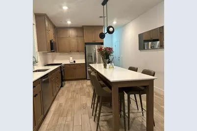 2732 E Teaberry Dr, Fresno, CA 93730 - Photo 9