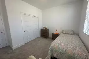 2732 E Teaberry Dr, Fresno, CA 93730 - Photo 23