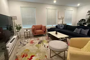 2732 E Teaberry Dr, Fresno, CA 93730 - Photo 5