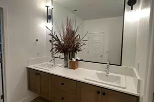 2732 E Teaberry Dr, Fresno, CA 93730 - Photo 31