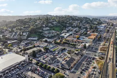 915 North Rd, Belmont, CA 94002 - Photo 35