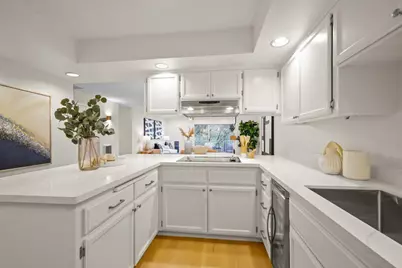 416 Portofino Dr 206, San Carlos, CA 94070 - Photo 9