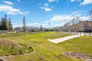 675 Tigerseye Loop, San Jose, CA 95123 - Photo 101