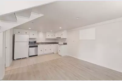 684 E Julian St, San Jose, CA 95112 - Photo 15