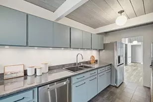 923 MacKenzie Dr, Sunnyvale, CA 94087 - Photo 15