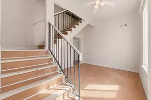 325 E St John St, San Jose, CA 95112 - Photo 13