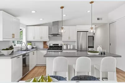 321 Beechnut Ave, Sunnyvale, CA 94085 - Photo 9