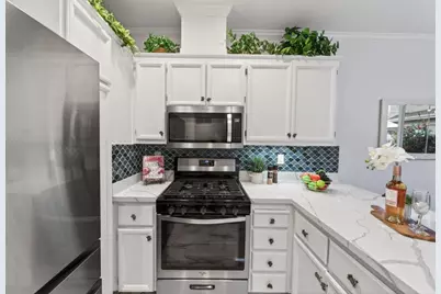 334 Ballymore Cir, San Jose, CA 95136 - Photo 7