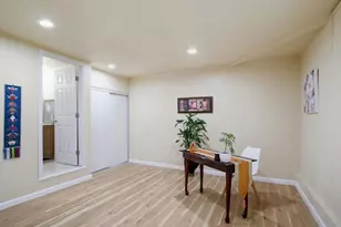 2911 Stevens Ln, San Jose, CA 95148 - Photo 25