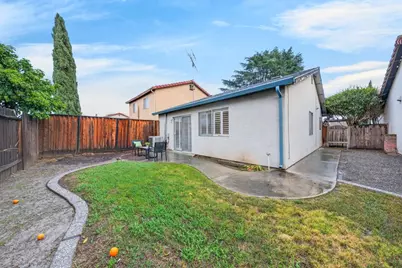 575 Guerra Dr, San Jose, CA 95111 - Photo 17