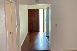 3399 Burgundy Dr, San Jose, CA 95132 - Photo 3