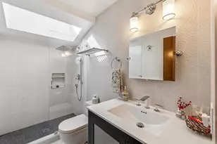 22215 Quinterno Ct, Cupertino, CA 95014 - Photo 33