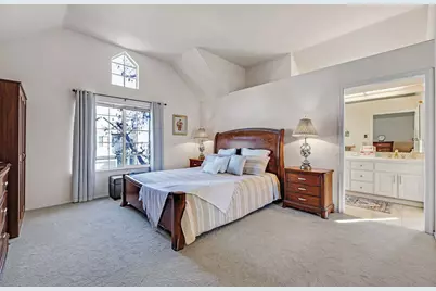 132 Danbury Ln, Redwood City, CA 94061 - Photo 17