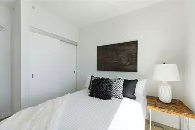 188 W St James Street 11204, San Jose, CA 95110 - Photo 15