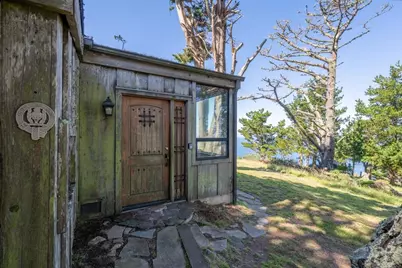 36260 Highway 1, Monterey, CA 93940 - Photo 13