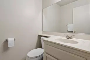 6979 Sessions Dr, San Jose, CA 95119 - Photo 37