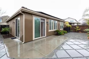 2037 E Christensen Dr, Fresno, CA 93730 - Photo 41